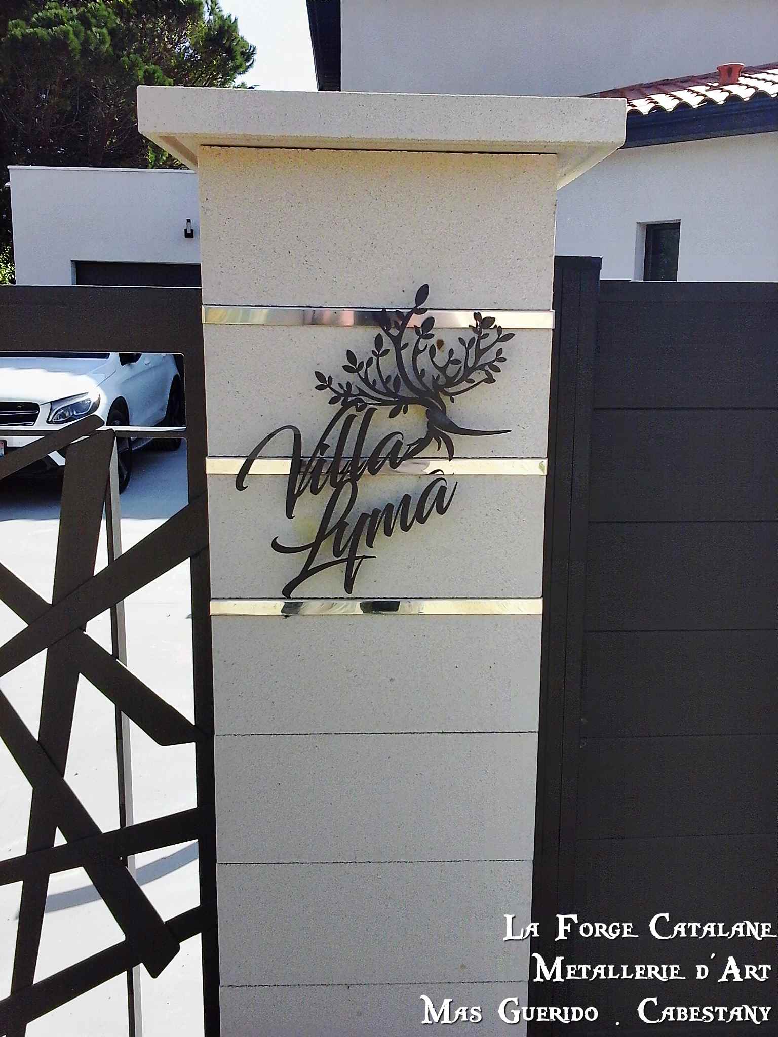 decoupe laser nom de maison forge catalane.jpg